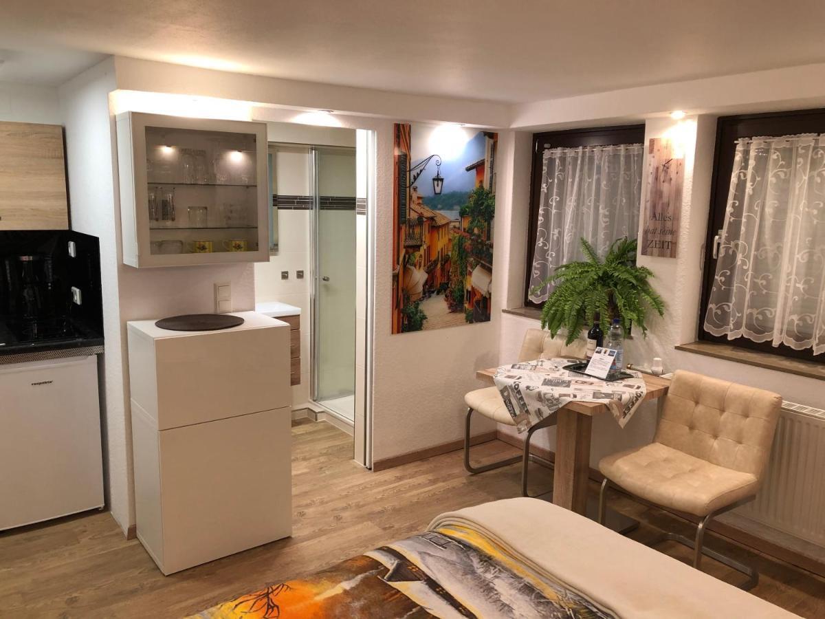 Ferienwohnung Apartment Dettum Mit Eigenem Bad, Kochnische Und Wintergarten Exterior foto